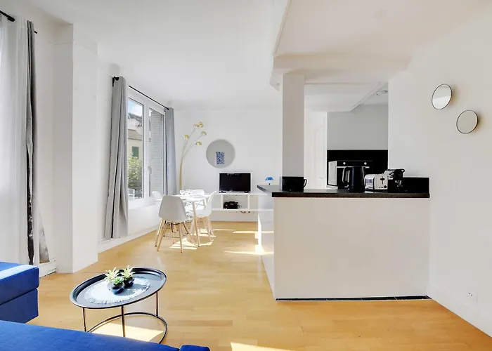 Comfortable Flat Near Paris - Suresnes