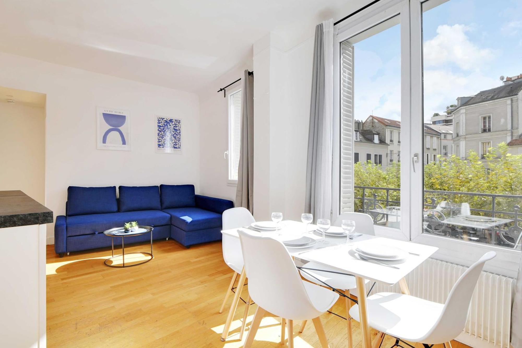 Apartment Comfortable Flat Near Paris -